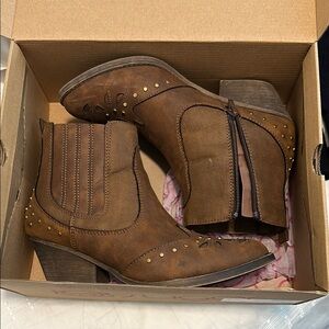 Sugar Brown Ankle Boots with Western Charm